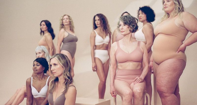 Cette marque de lingerie c l bre les corps des femmes g es de 50